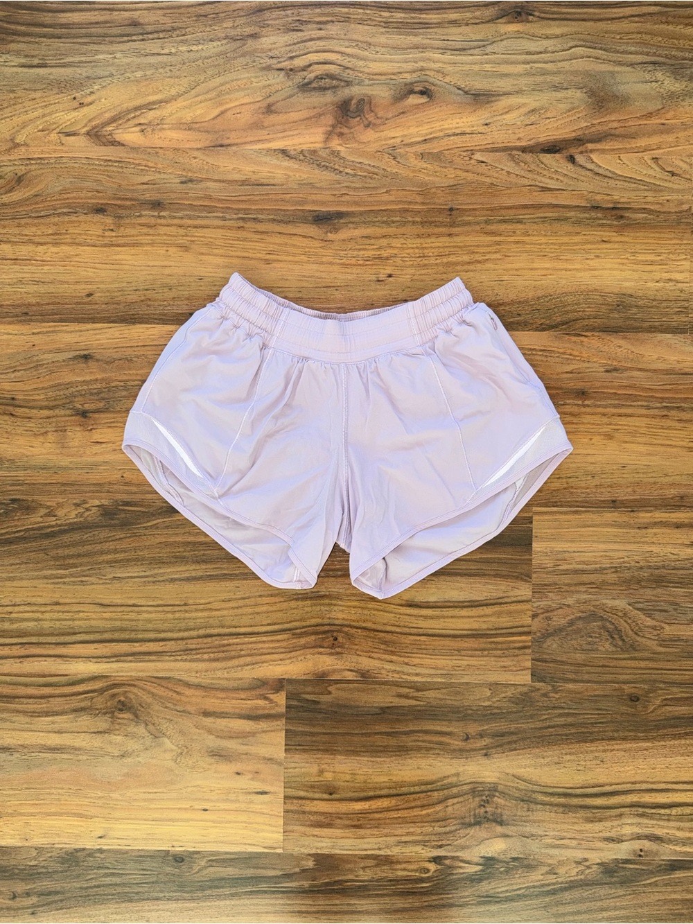 Lilac lululemon Hotty Hot 4” Shorts